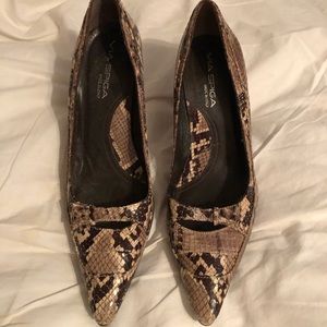 Via Spiga Snakeskin Pumps. Size 7.
